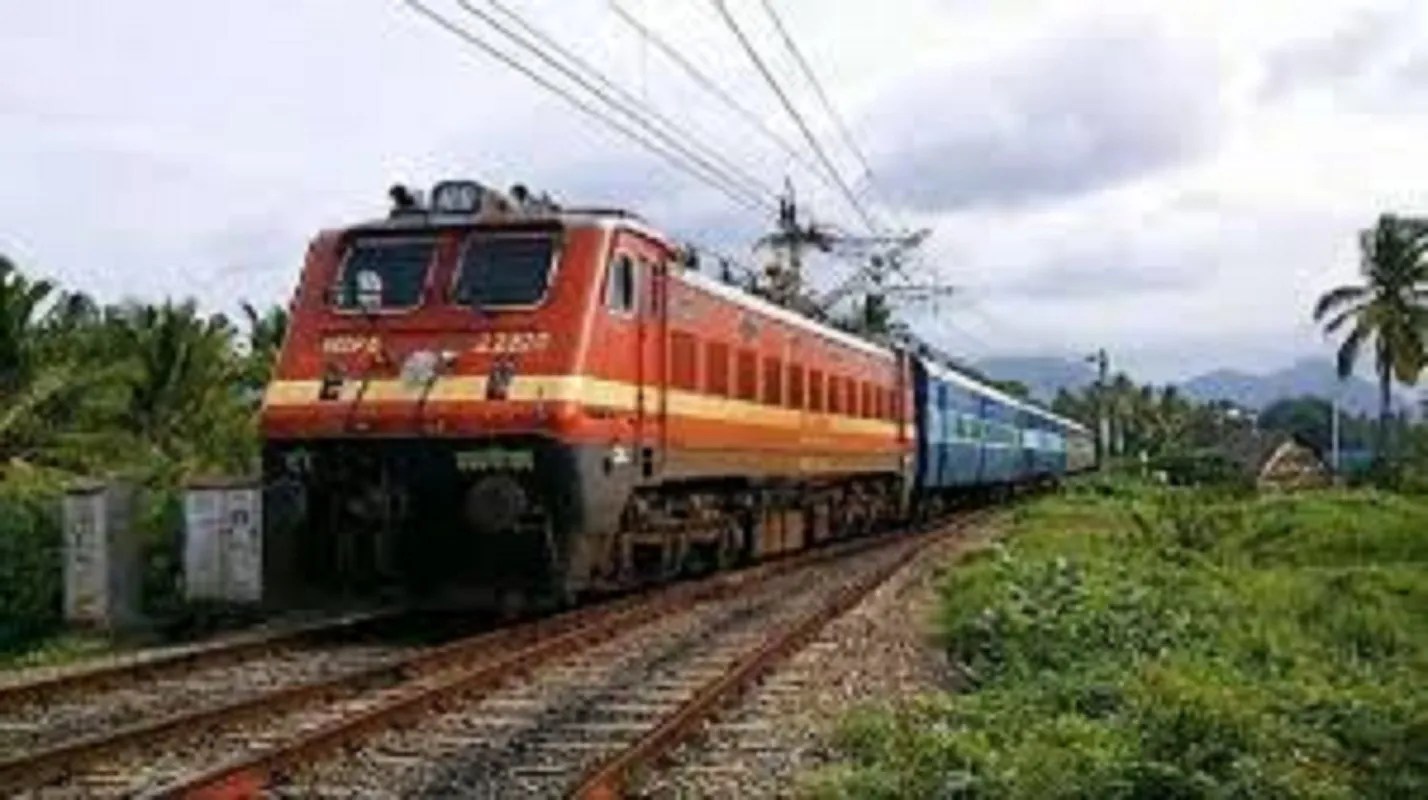सुपरफास्ट और एक्सप्रेस ट्रेनें