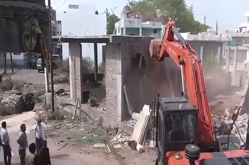 bjp leader illegal construction demolished in neemuch mp news