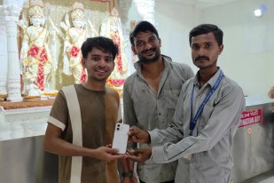 Lost, Expensive New iPhone Returned to Mumbai Youth at Ram Temple