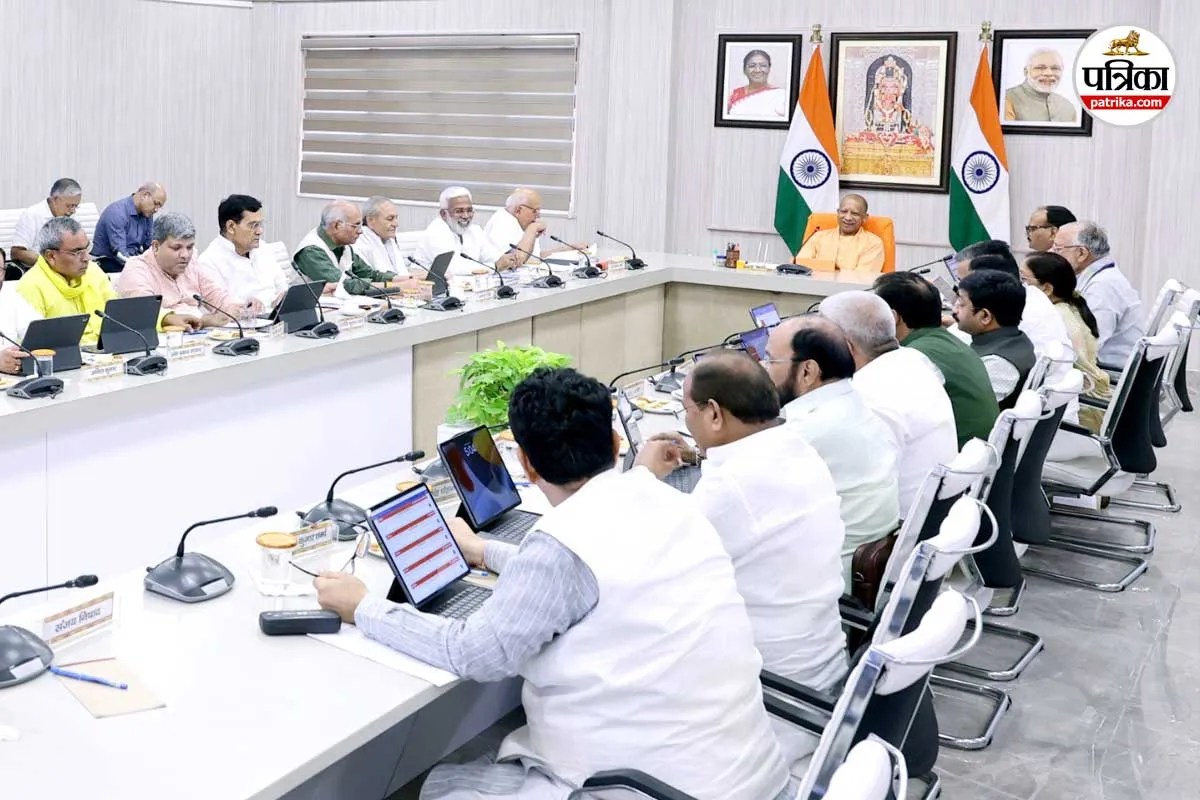 up cabinet meeting