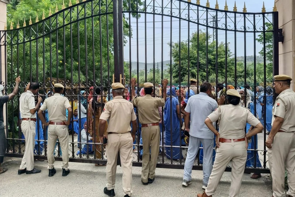 alwar asha sahyogini protest