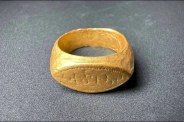 2,000 year old gold ring found in Thailand