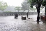 बंगाल की खाड़ी में बने मौसमीय सिस्टम से प्रदेश में बढ़ी मानसूनी सक्रियता, लखनऊ समेत 60 से अधिक जिलों में तेज बारिश और वज्रपात की चेतावनी (फोटो सोर्स : Ritesh Singh )