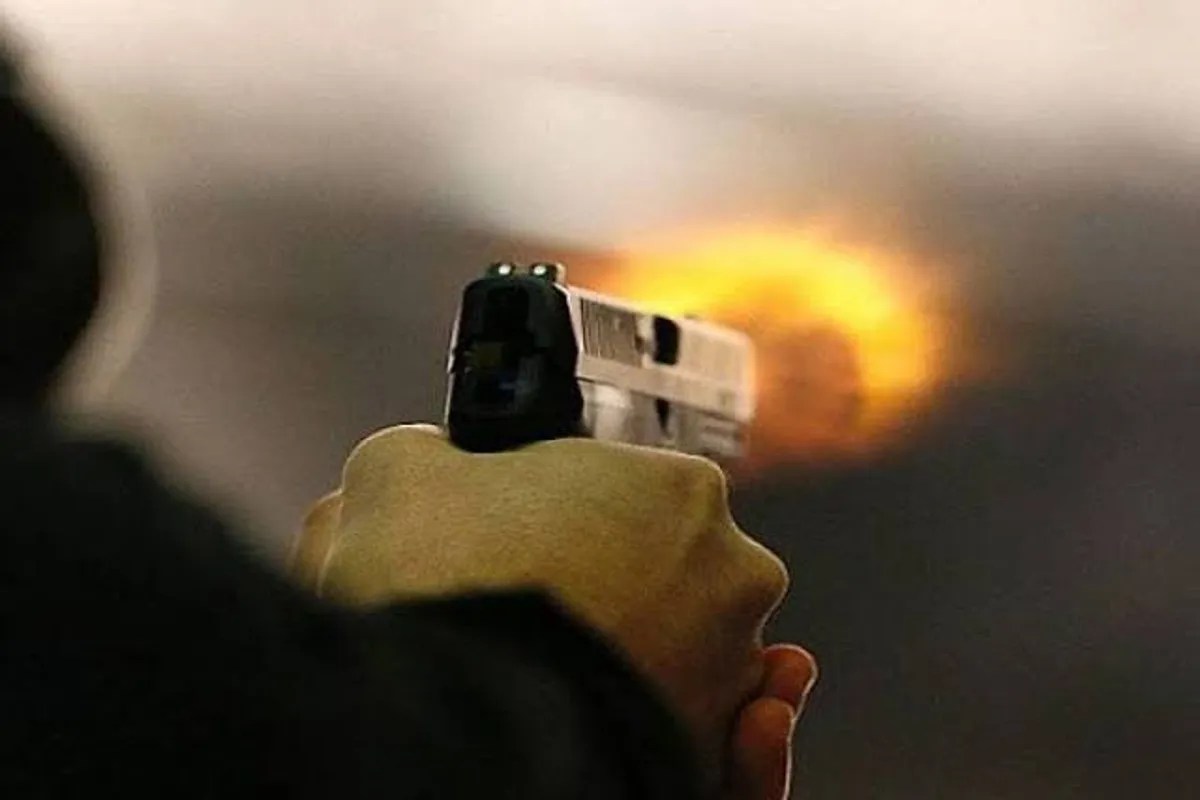 लखनऊ के मड़ियांव में देर रात फायरिंग से मचा हड़कंप (Source: Police Media Cell)