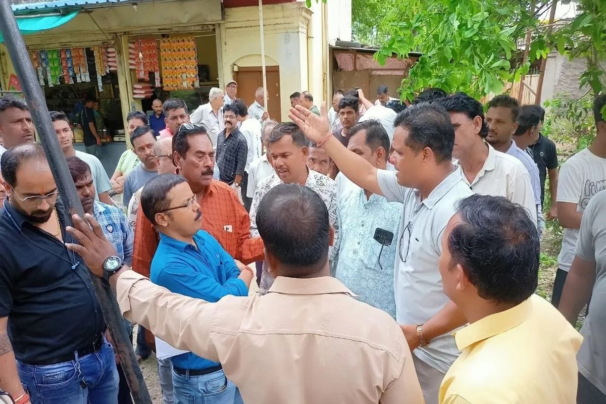 नजूल की दो करोड़ की भूमि में खेल…विस्थापित कारोबारियों को अफसरों ने दे दी दो गुना से ज्यादा भूमि