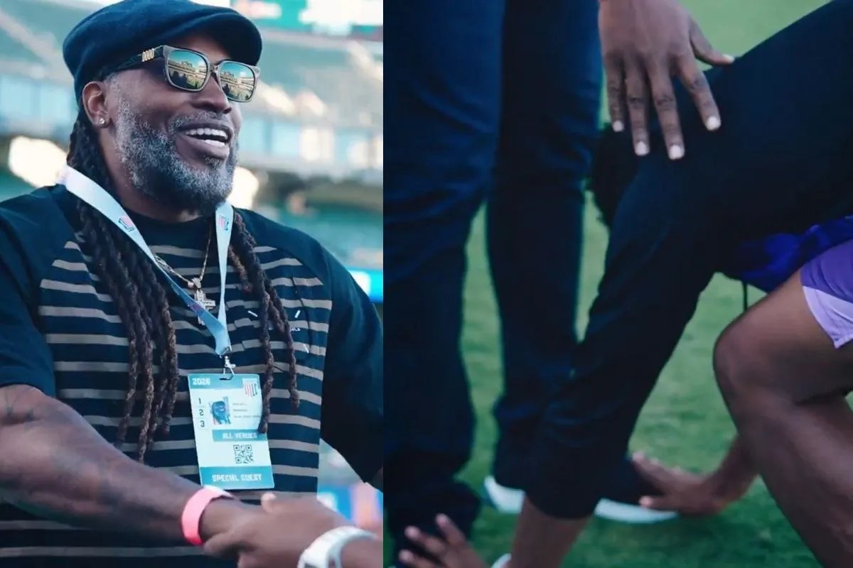 Dwayne Bravo Chris Gayle, Dwayne Bravo Touches Chris Gayle Feet
