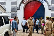 Ayodhya News, Ram Mandir Donation Scam, Anukalp Mishra, UP Police, SOG, UP News in Hindi, अयोध्या न्यूज़, राम मंदिर चंदा चोरी, अनुकल्प मिश्रा, यूपी पुलिस, Ram Mandir Theft,