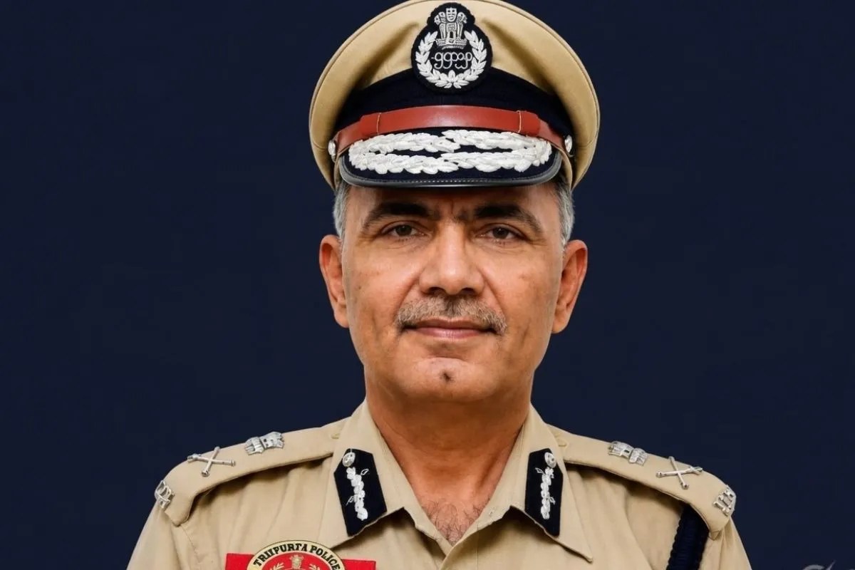 Tripura DGP Anurag Dhankhar, Anurag Dhankhar IPS, UP News in Hindi, Baghpat News, Agartala Police HQ, डीजीपी अनुराग धनखड़, यूपी न्युज, Tripura DGP Death
