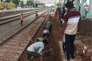 Bharatpur railway platform 4 portion collapses freight train narrowly escapes overturning