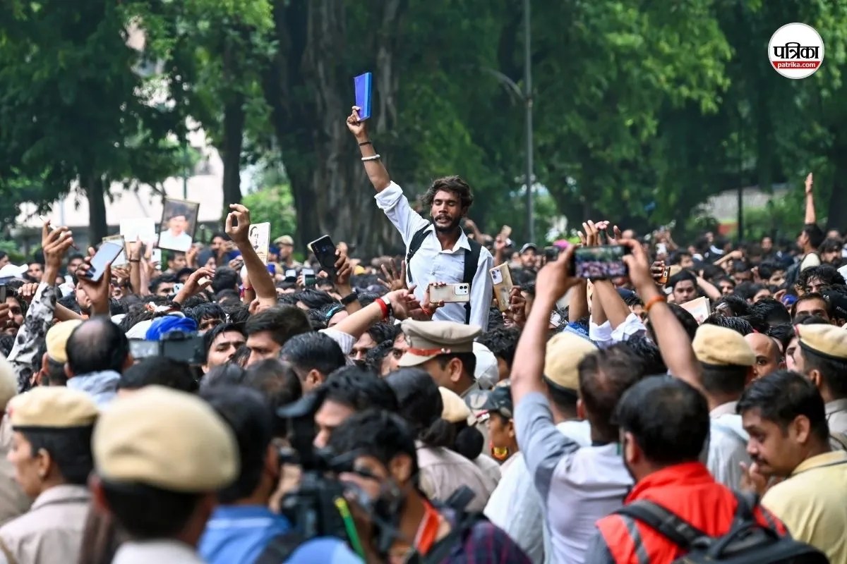 Cockroach Janata Party protest call