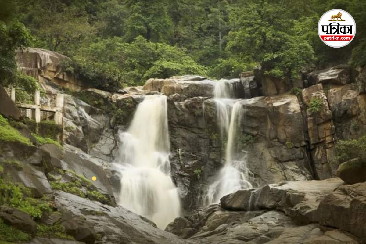 CG Hidden Waterfalls