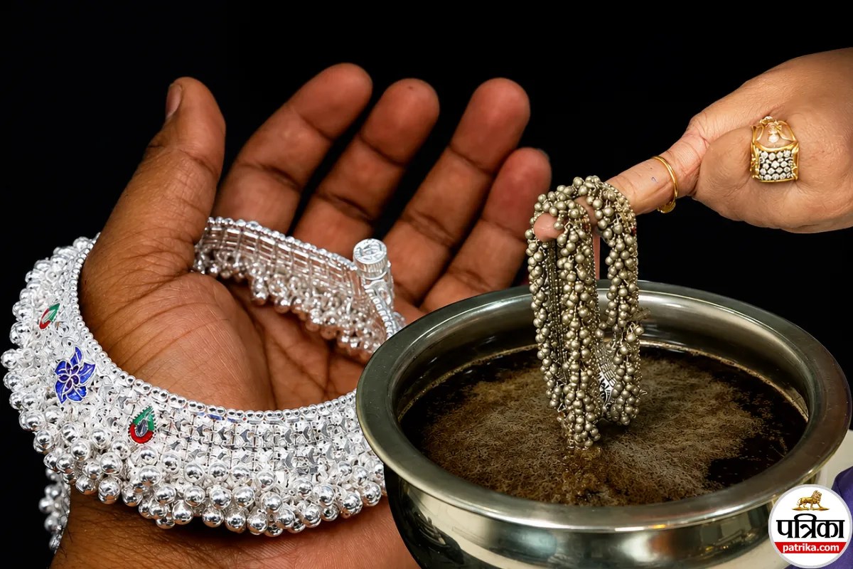 Clean Silver Pooja Utensils, Chandi Ke Bartan Saaf Karne Ka Tarika,