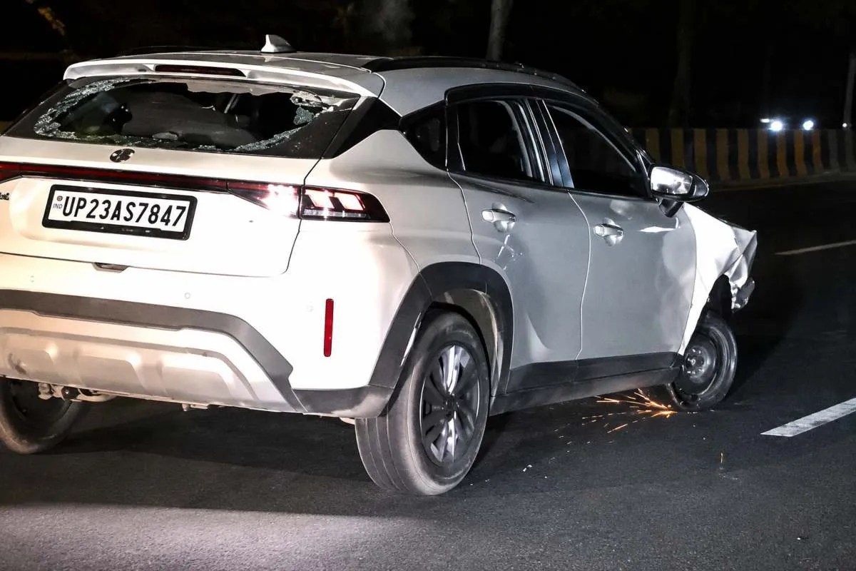 amroha drunk constable hit two people car attempt to murder case viral video