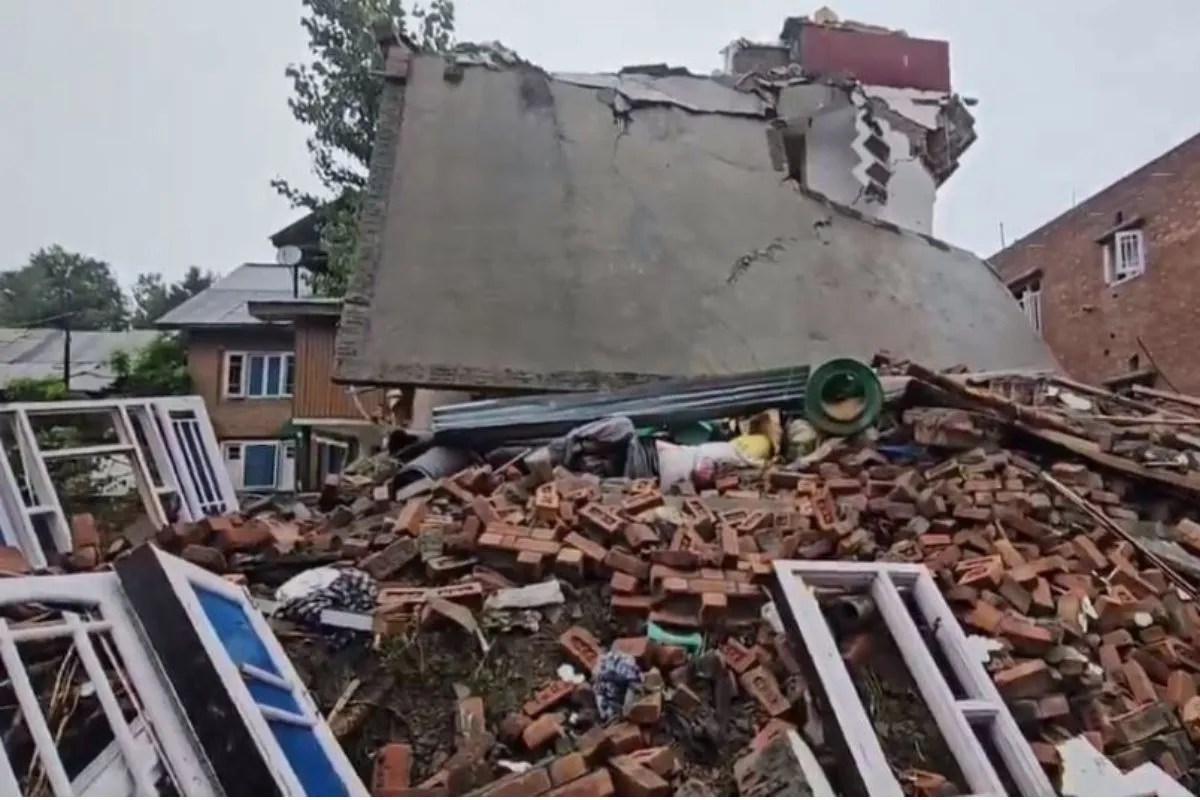 Homes of Two LeT Terrorists Bulldozed in Jammu-Kashmir Anantnag