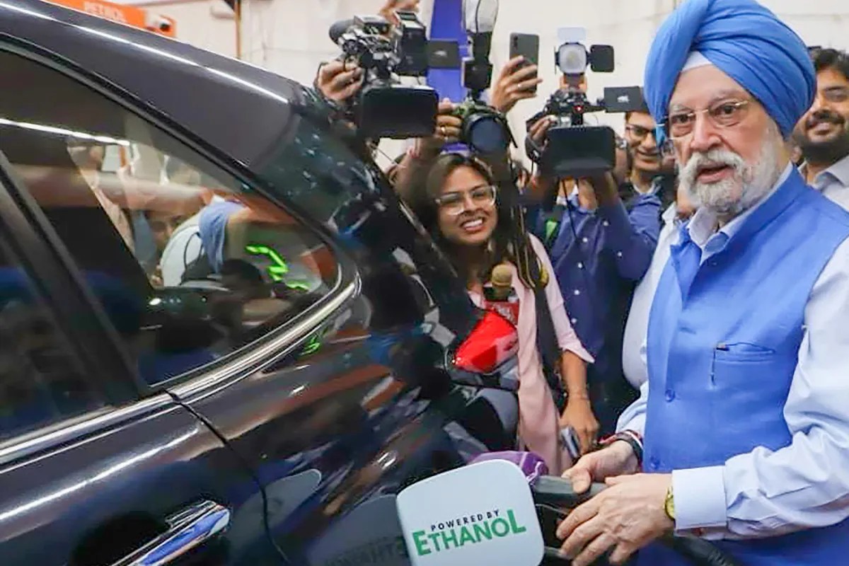 Petrol Diesel Price, Brent Crude Price, Hardeep Singh Puri, Fuel Price Cut, Petrol Price India, Diesel Price India, Crude Oil Price,