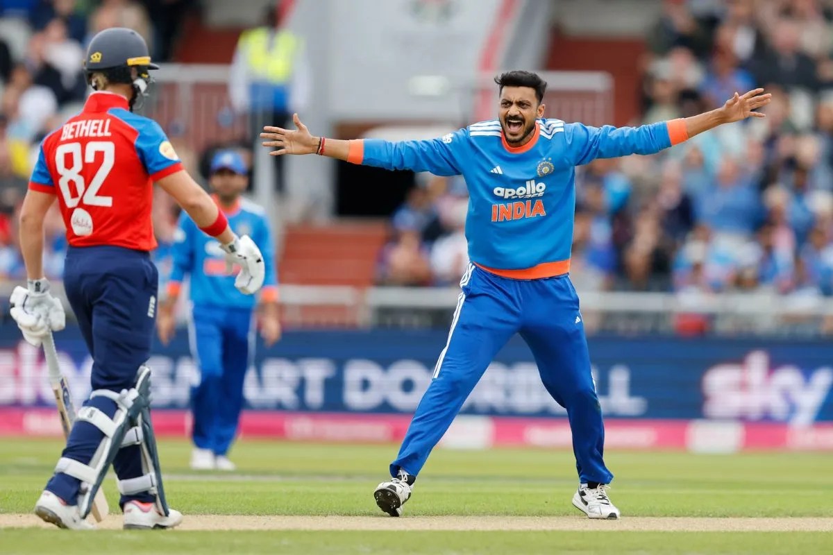 Axar Patel completed his 100 wickets in T20Is