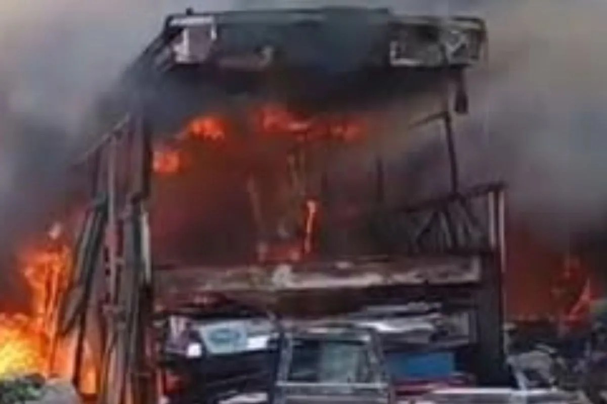 Three buses gutted in Karur fire