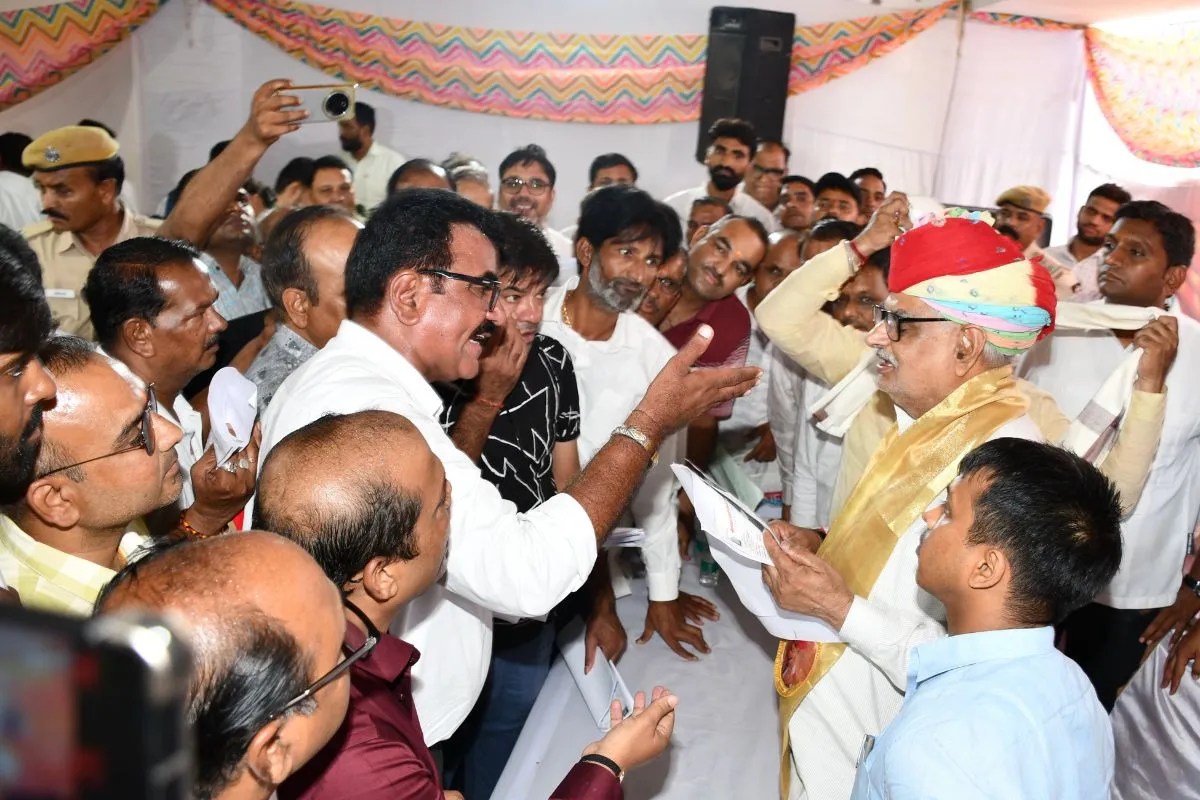 Minister Jhabar Singh Kharra