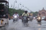 झमाझम बारिश से बदला मौसम, अगले कई दिनों तक मानसून रहेगा मेहरबान (फोटो सोर्स : भाषा संवाद WhatsApp News Group)
