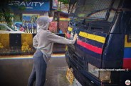 Mumbai girl stop police van video