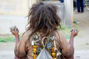 Wandering woman:बेटी को देखते ही लौटा जीवन (Photo Source: AI Image)
