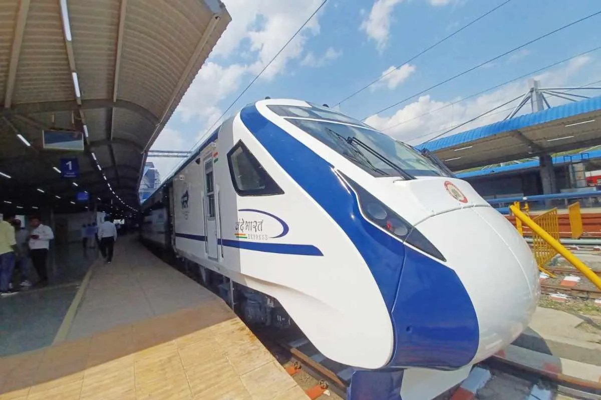 Vande Bharat Express: 8 घंटे में ही पूरा होगा सफर (Photo Source - Patrika)