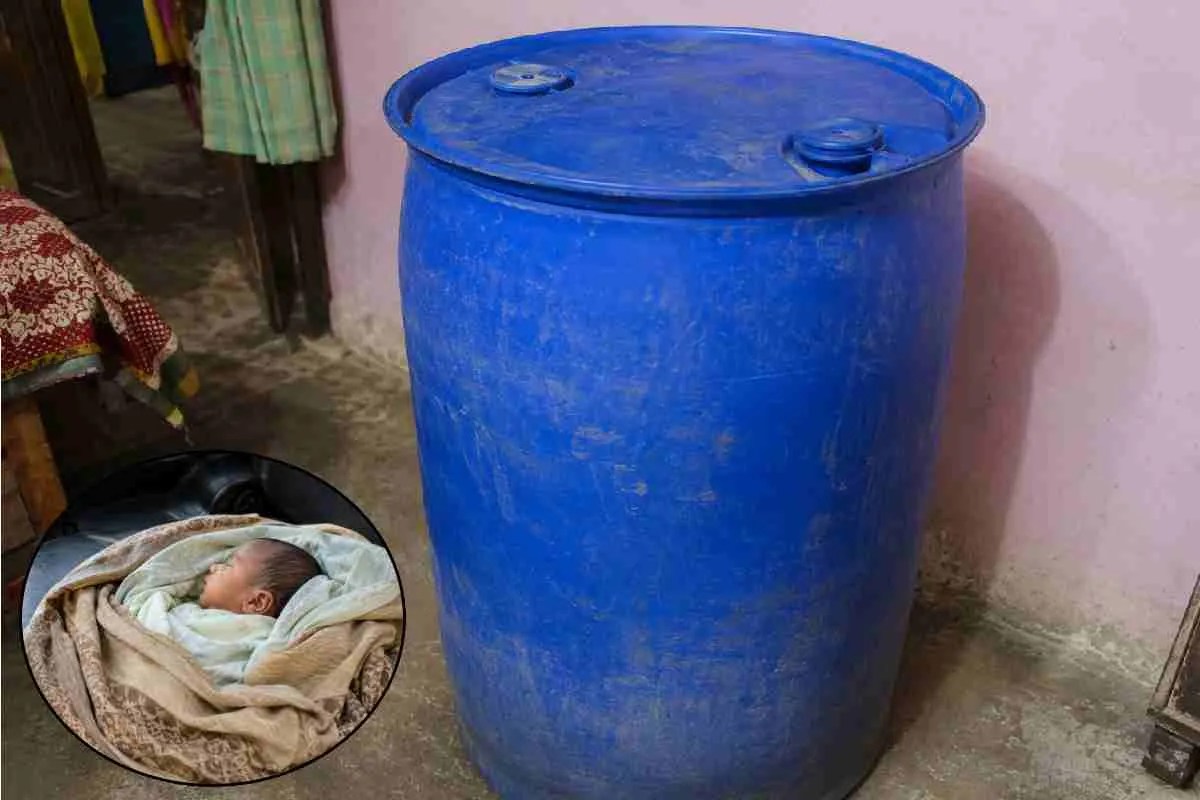 Death of child: नीले ड्रम में मिली डेडबॉडी (Photo Source: AI Image)