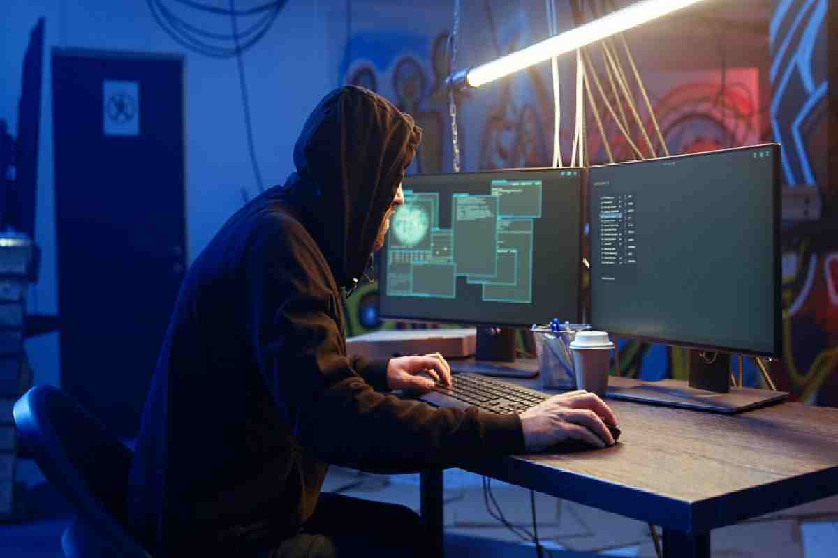 Cyber crime: ब्लैकमेल करके 50 हजार रुपए ठगे (Photo Source- freepik)