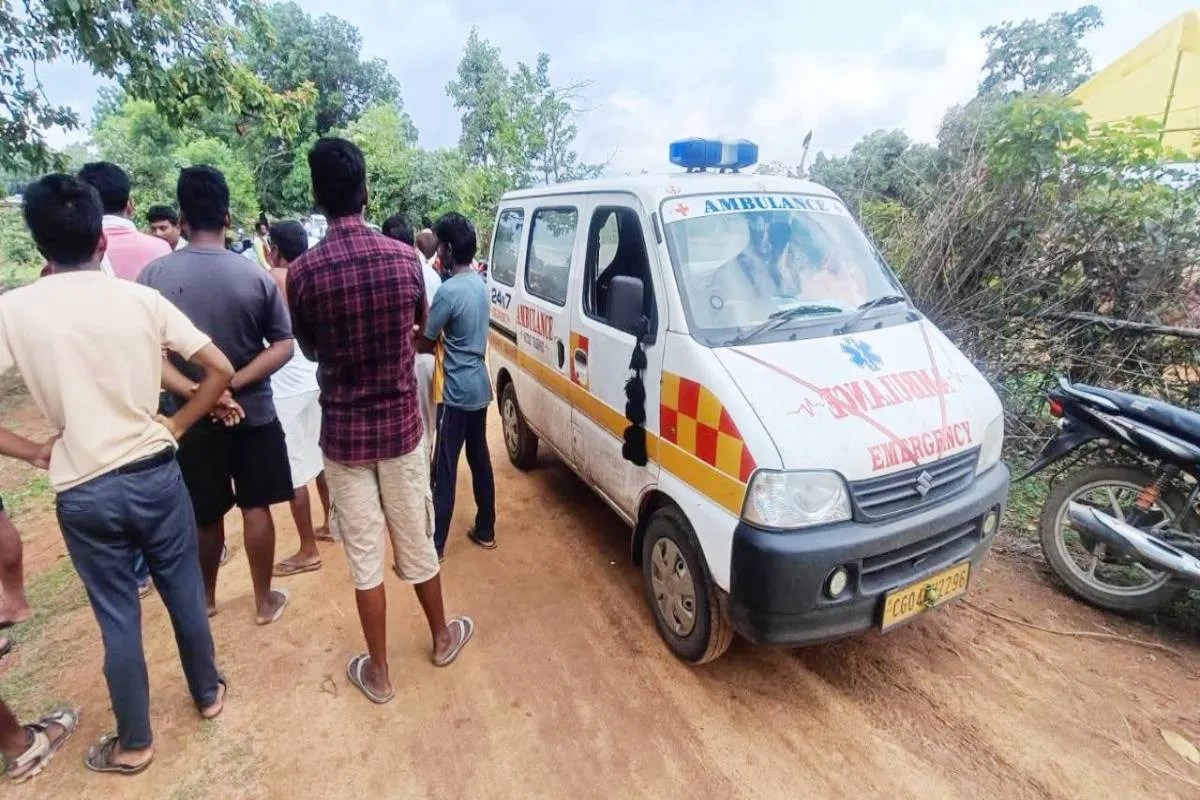 Karnataka Granite Mine Accident: गांव पहुंचे शव Photo Source - Patrika)