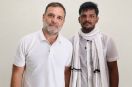 Mohammad Irfan, Rahul Gandhi, Jantar Mantar Protest, CJP Andolan, Dharmendra Pradhan, Constitution Preamble, Jantar mantar protest latest news, Jantar mantar cjp protest Who is Mohammad Irfan, Jantar Mantar Protest Update, NEET Paper Leak Protest, CJP Andolan, Rahul Gandhi Meets Irfan, मोहम्मद इरफान, राहुल गांधी,