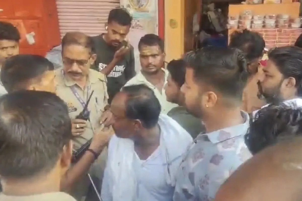 Firing in kashi vishwanath temple