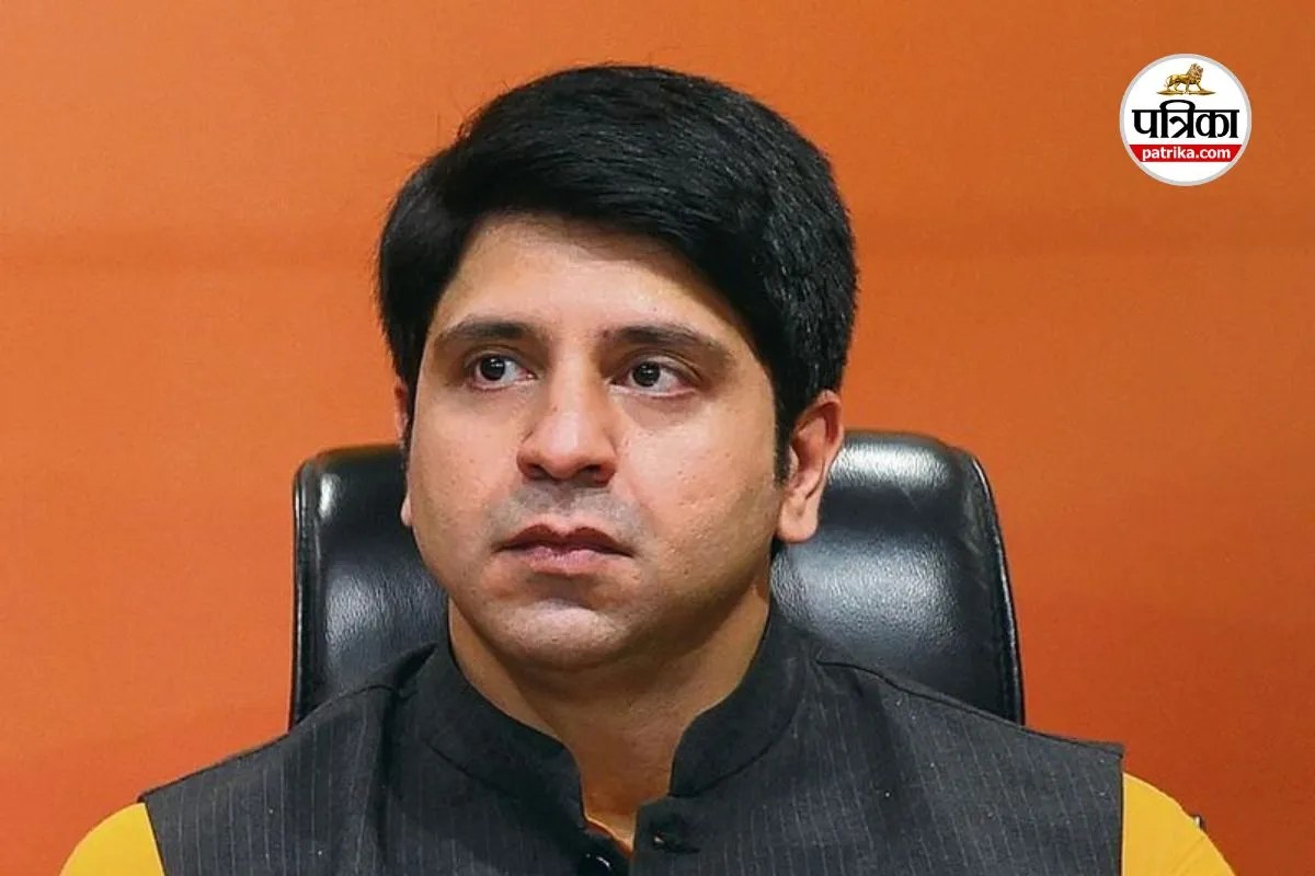 Shehzad Poonawalla Resigns from BJP