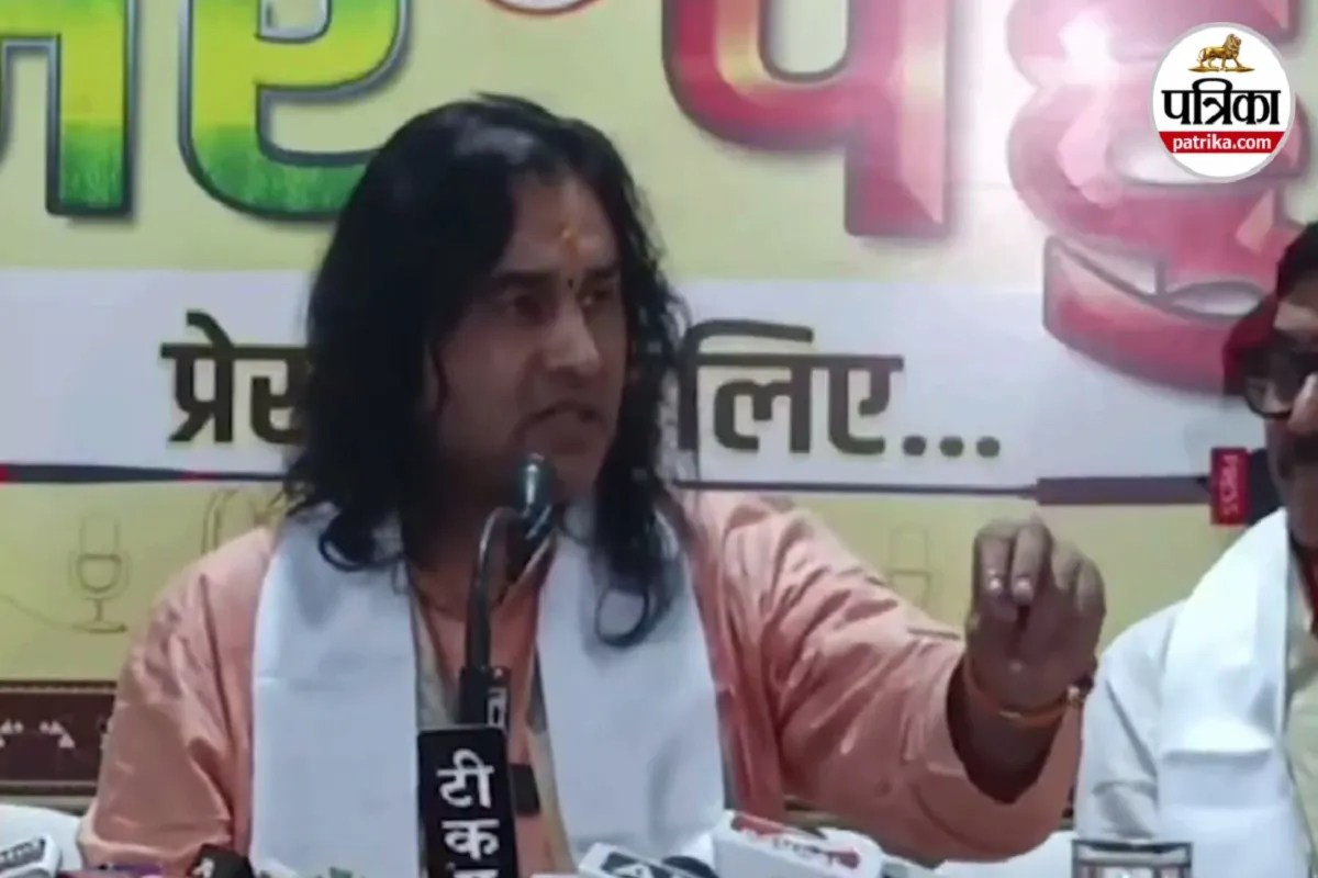 Raipur : आध्यात्मिक गुरु देवकीनंदन ठाकुर ने कॉन्वेंट और इंग्लिश मीडियम स्कूलों को लेकर कही ये बात