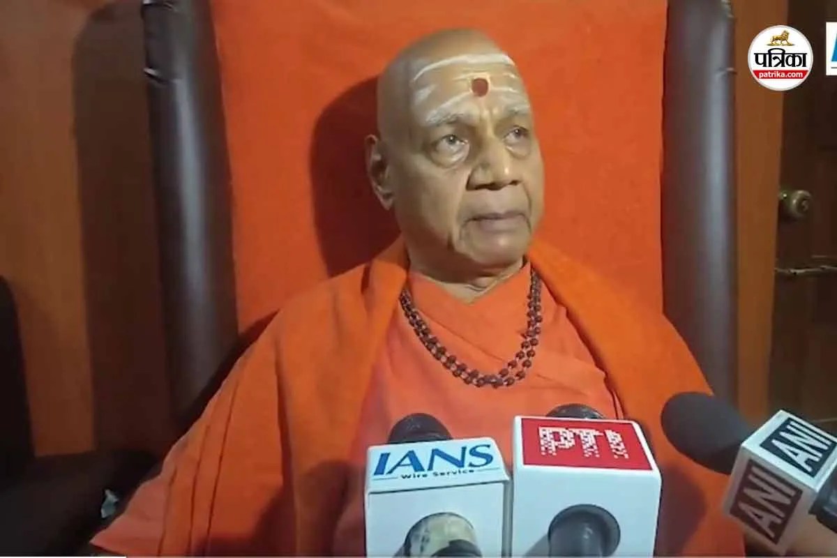 Swami Govind Dev Giri