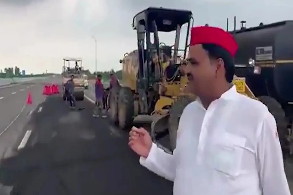 Unnao Greenfield Expressway Sinks