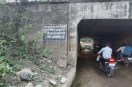 Railways' new tactic to evade responsibility! They built a road, then put up a sign stating the culvert is not for vehicles