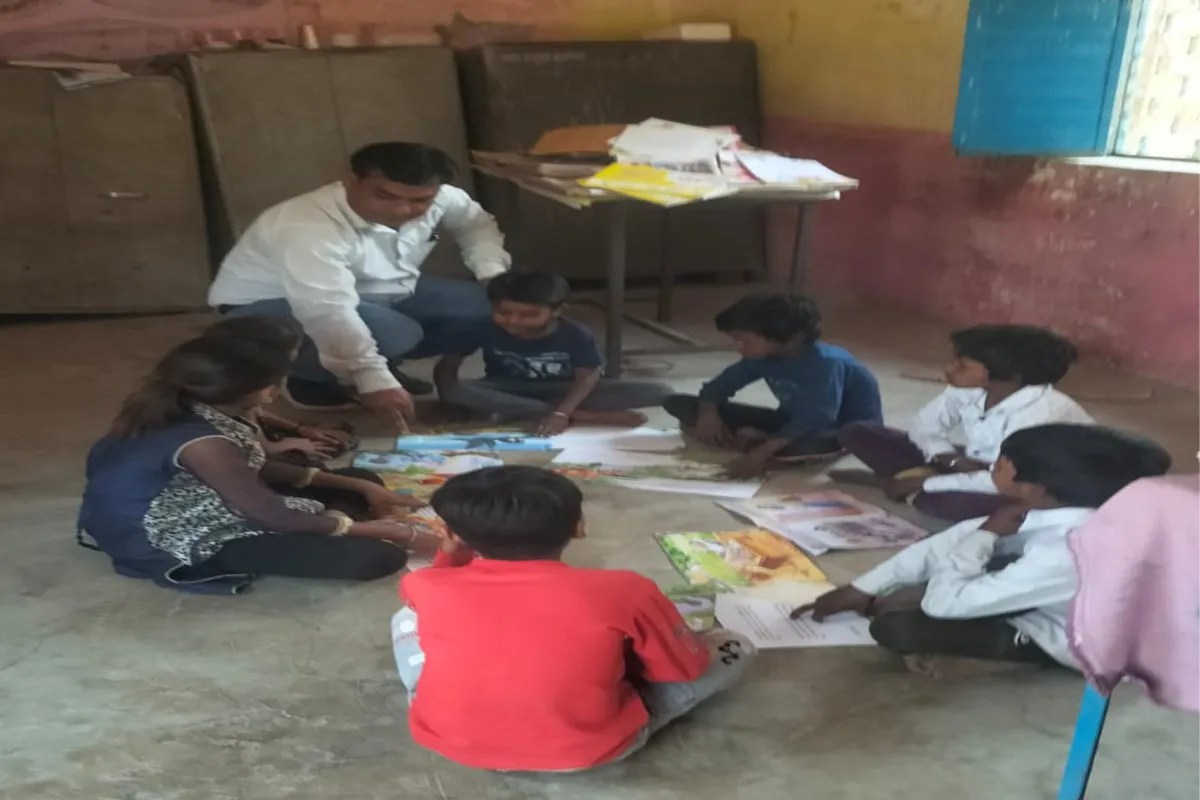 Children losing interest in government schools; enrollment halved in 10 years; 51 schools have fewer than twenty students.