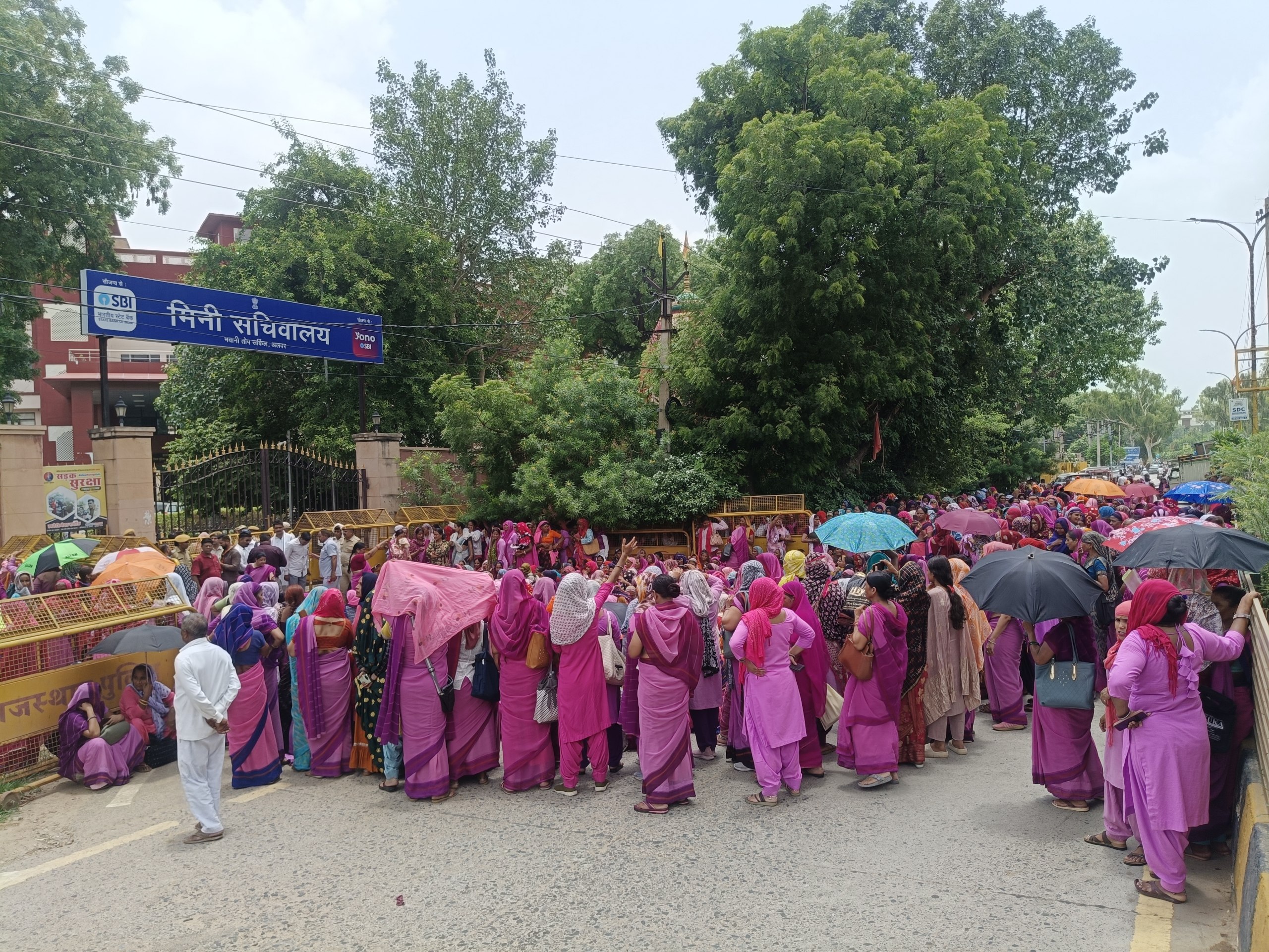 anganwadi workers strike
