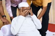 Anna Hazare Emotional CJP Protest
