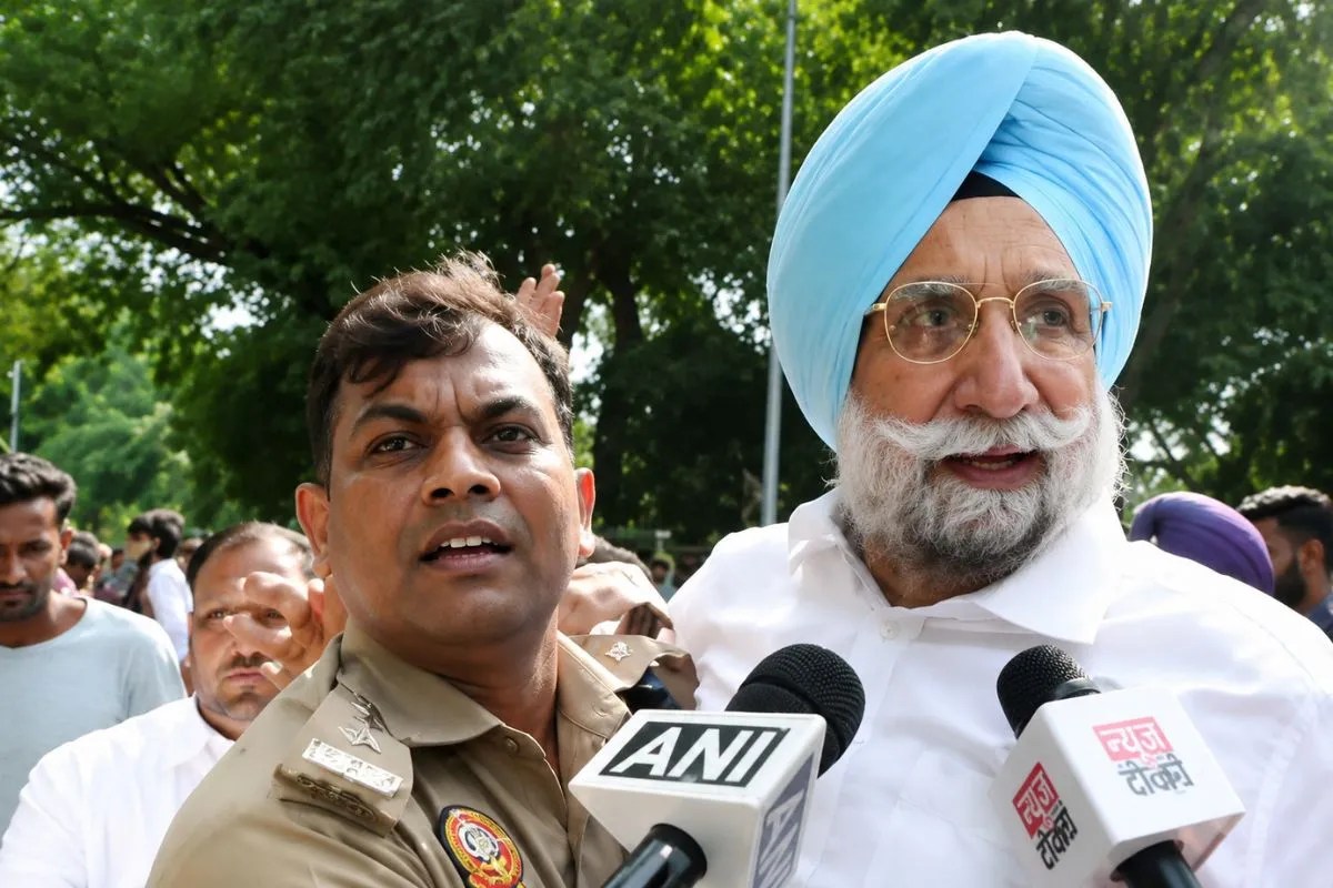 congress leader at pm house (1)