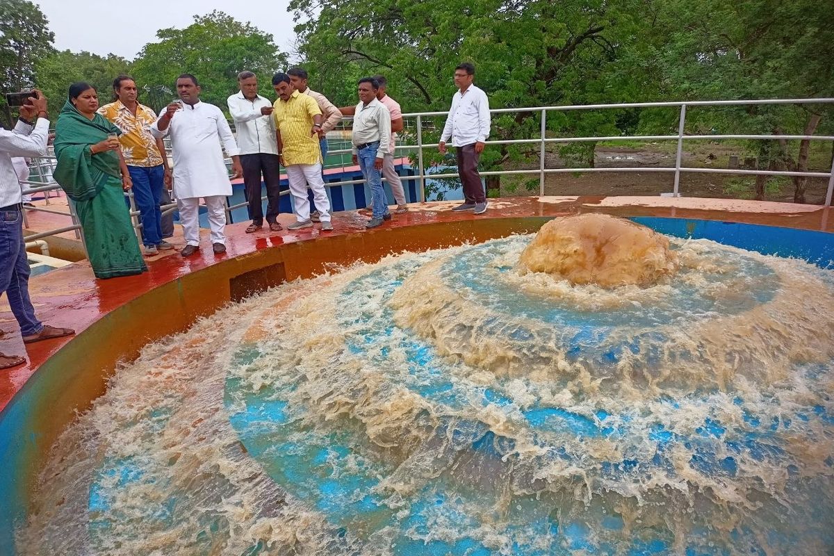 टर्बिडिटी : बारिश में नदियों के पानी में 150 गुना घुली मिट्टी, फिल्टर प्लांट में सफाई की देखे तस्वीरें व वीडियो