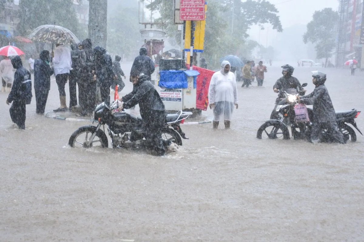 heavy rainfall in Surat