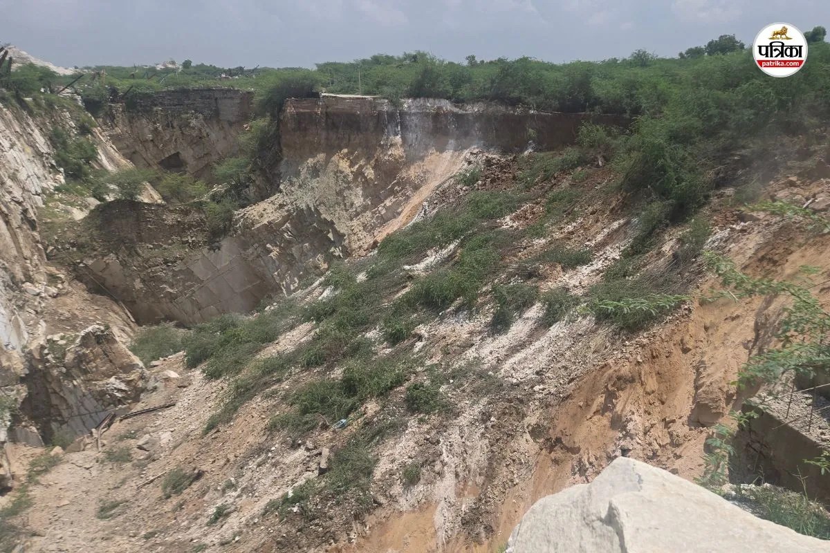 marble quarries collapsed-1