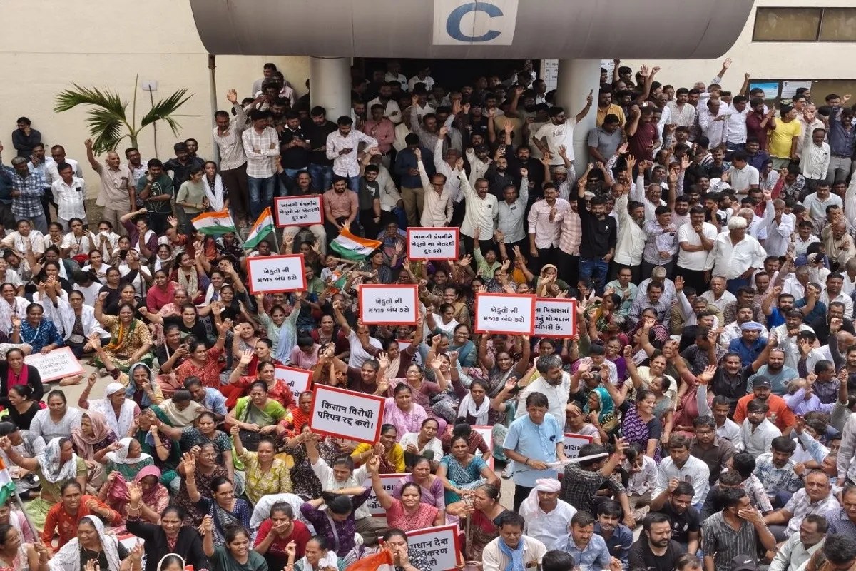 Farmers in Morbi Hold Massive Rally Rejecting New Circular