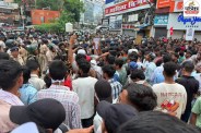 police lathicharge student