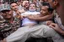 Rahul gandhi sit in, rahul gandhi in custody