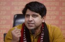 Shehzad Poonawalla Resign