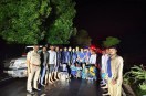 Midnight rescue operation in Surendranagar's Kochada village; 6 people evacuated by boat