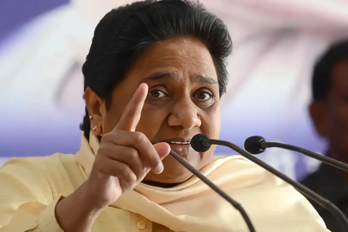 मायावती ने दलित सम्मान और सामाजिक समानता को लेकर केंद्र व राज्य सरकारों से जिम्मेदारी निभाने की अपील की (फोटो सोर्स : भाषा संवाद WhatsApp News Group)