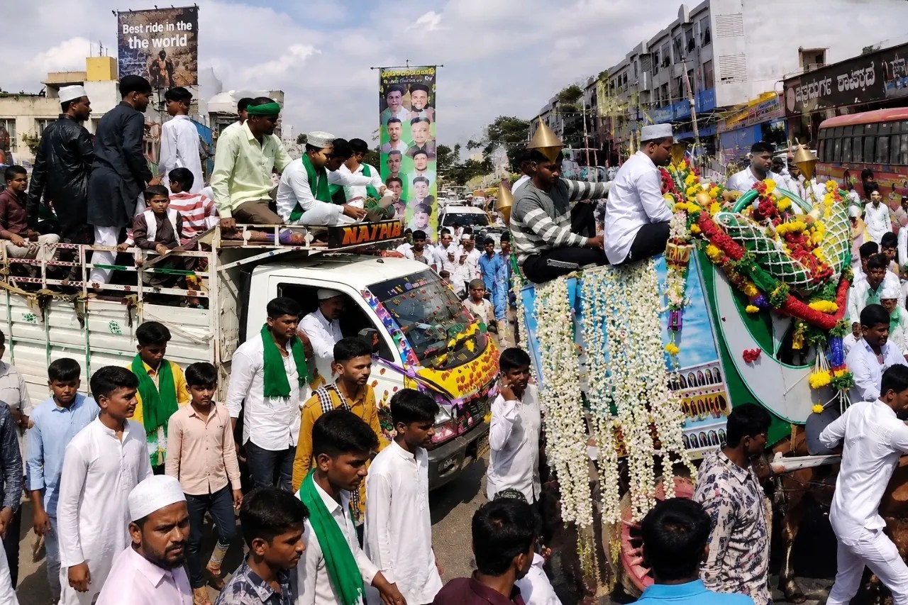 Bengaluru police action, KR Road clash, Bengaluru FIR news